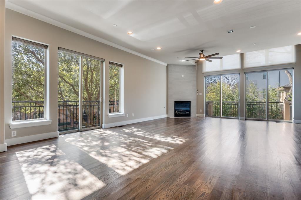 Richmond At Lakewood Condos - Residential