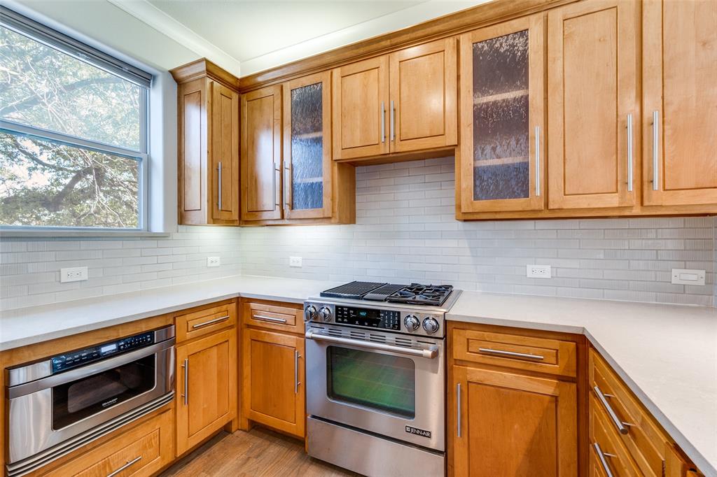 Richmond At Lakewood Condos - Residential