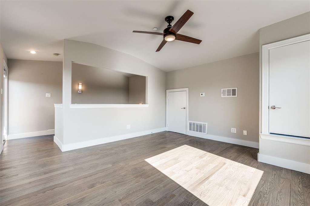 Richmond At Lakewood Condos - Residential