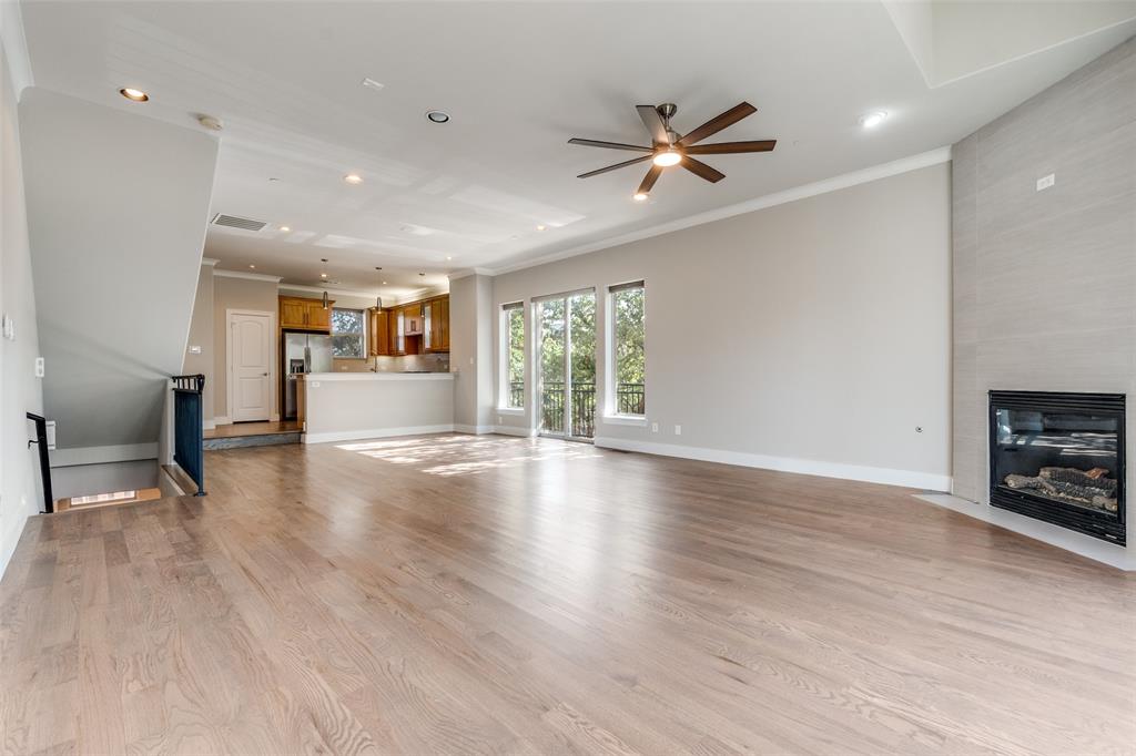 Richmond At Lakewood Condos - Residential