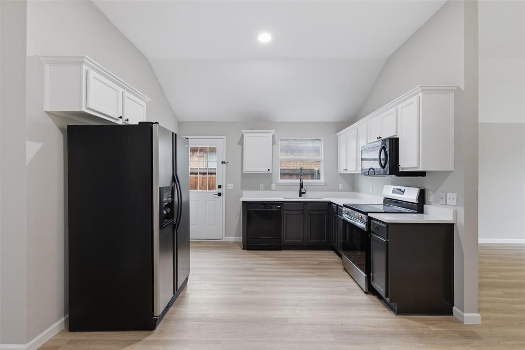 Sunset Pointe Ph Five - Residential