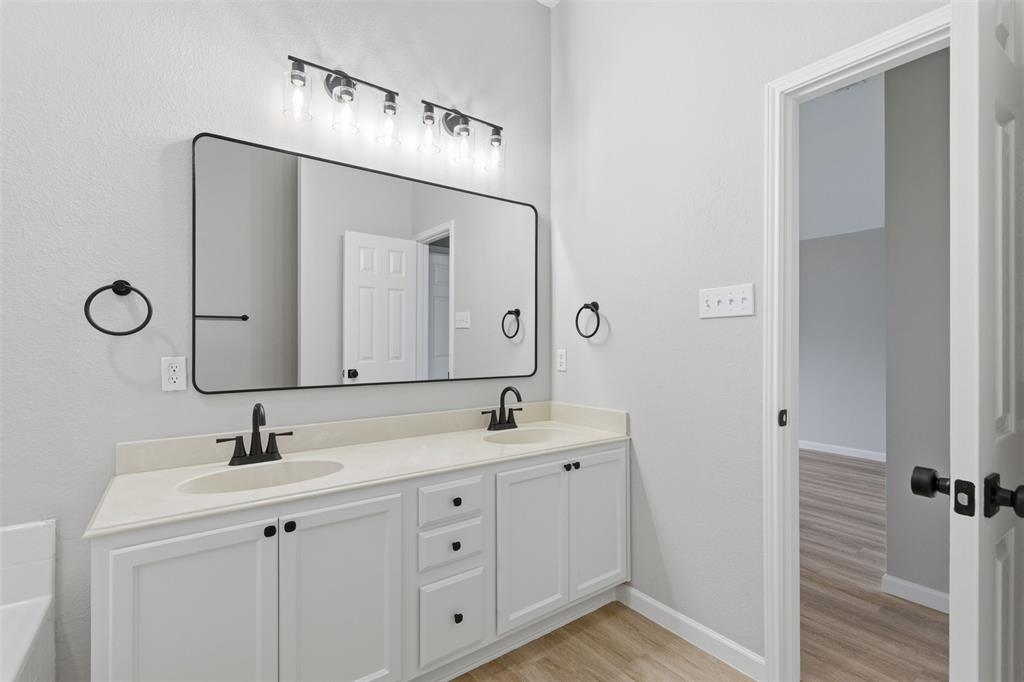Sunset Pointe Ph Five - Residential