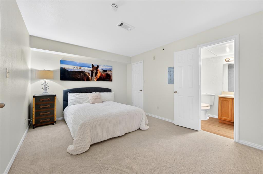 Richland Trace Condos - Residential