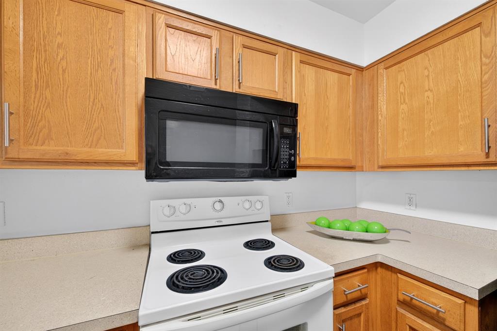 Richland Trace Condos - Residential