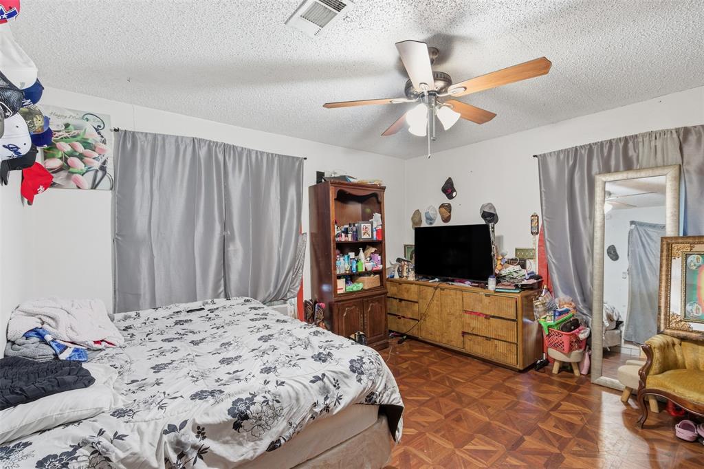 Luis Loeza - Residential