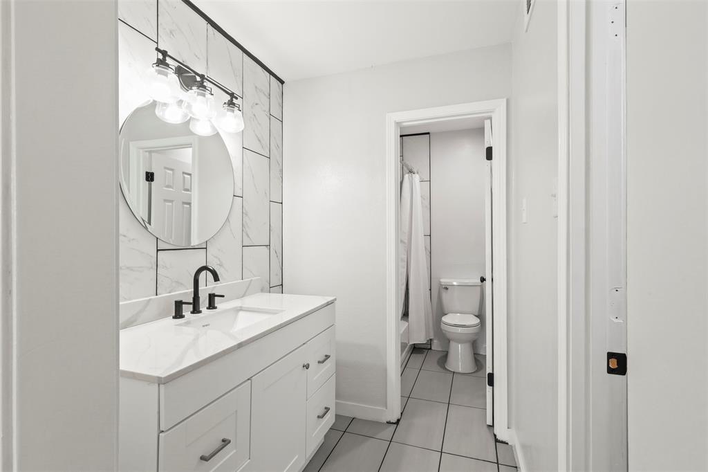 Hollows North Condo - Residential