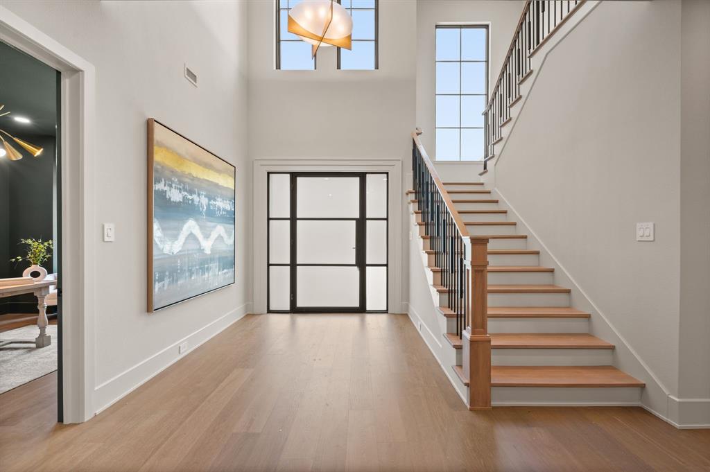 Eastpointe Ter - Residential