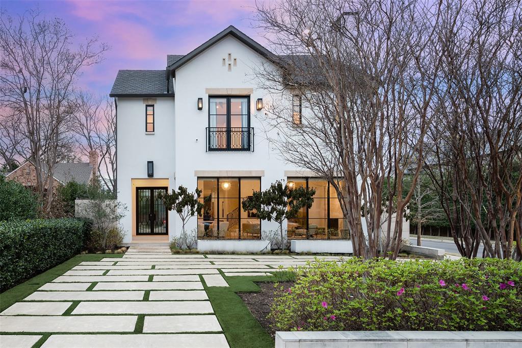Sleek and clean-lined 5 bedrooms, 5.2 baths, 6,783 sf of family space in Highland Park. Home features formal living and dining, an abundance of natural light & generous living spaces. Gourmet kitchen with Wolf & SubZero appliances, granite counters, a large island, breakfast bar that opens to the breakfast room, and a family room. Second floor includes all bedrooms & an oversized game room.
