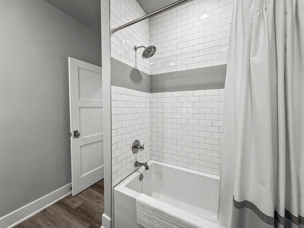 Hill Country Harbor Condos - Residential