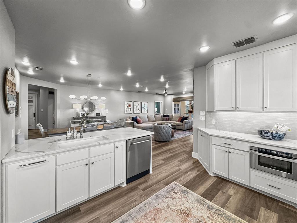 Hill Country Harbor Condos - Residential