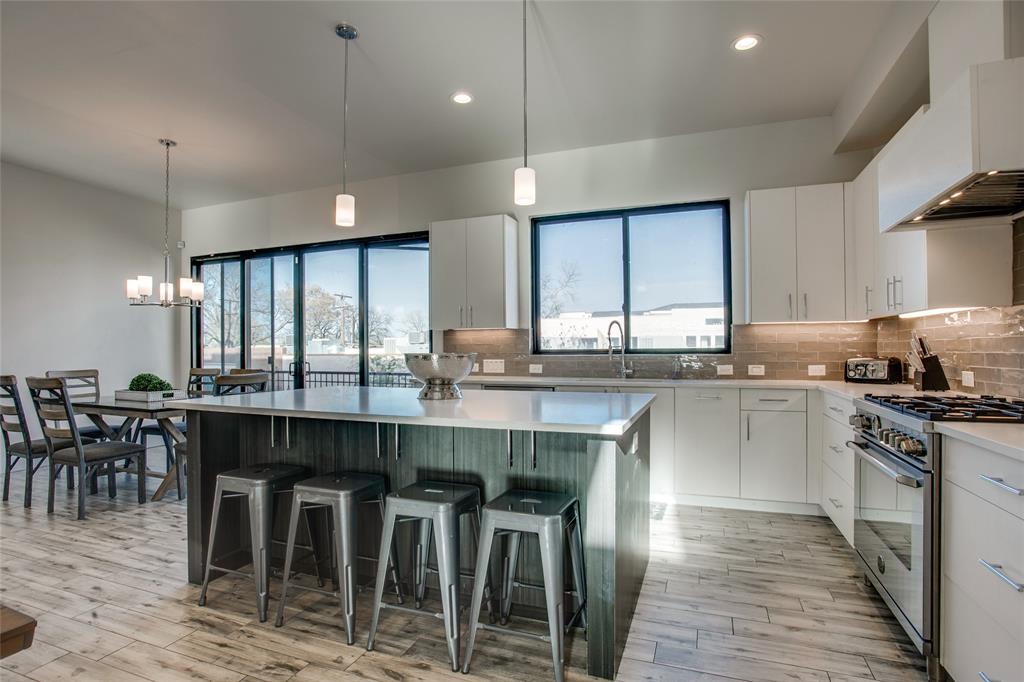 DALLAS LAND AND LOAN 2 - Residential Income
