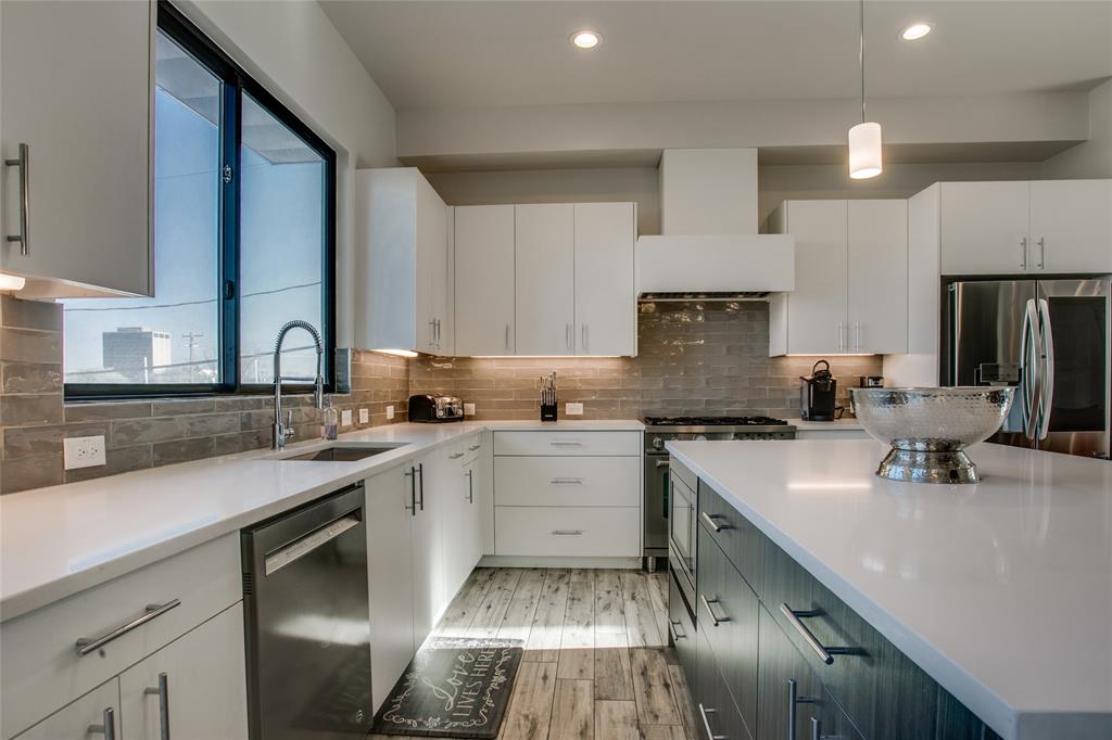 DALLAS LAND AND LOAN 2 - Residential Income