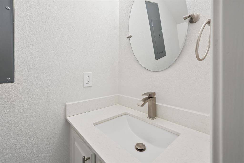 Gilbert Oaks Condo - Residential