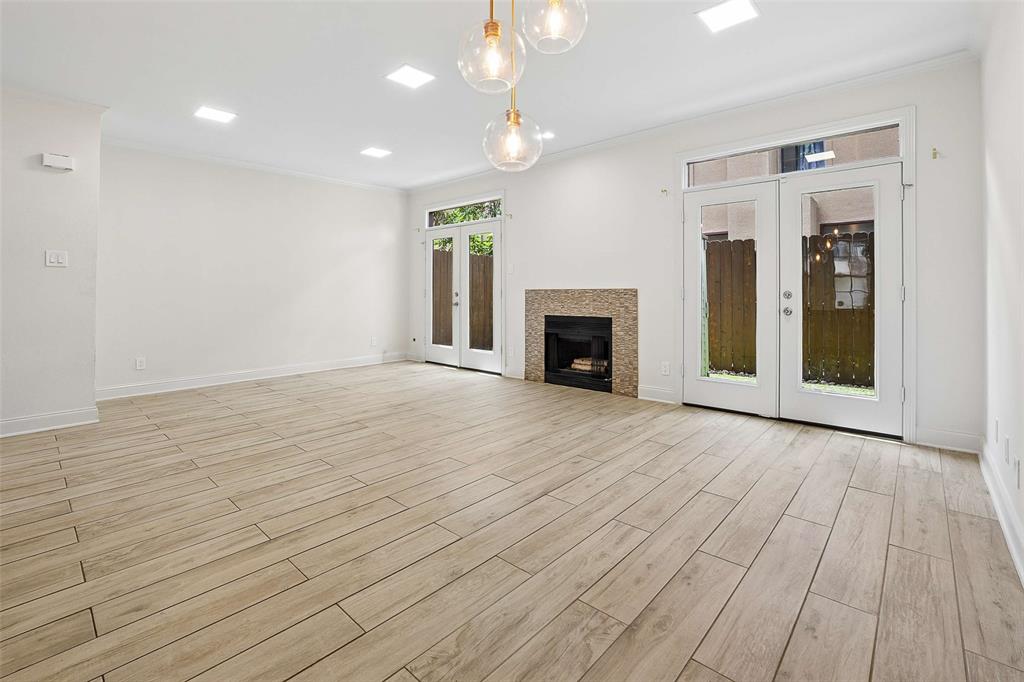 Gilbert Oaks Condo - Residential