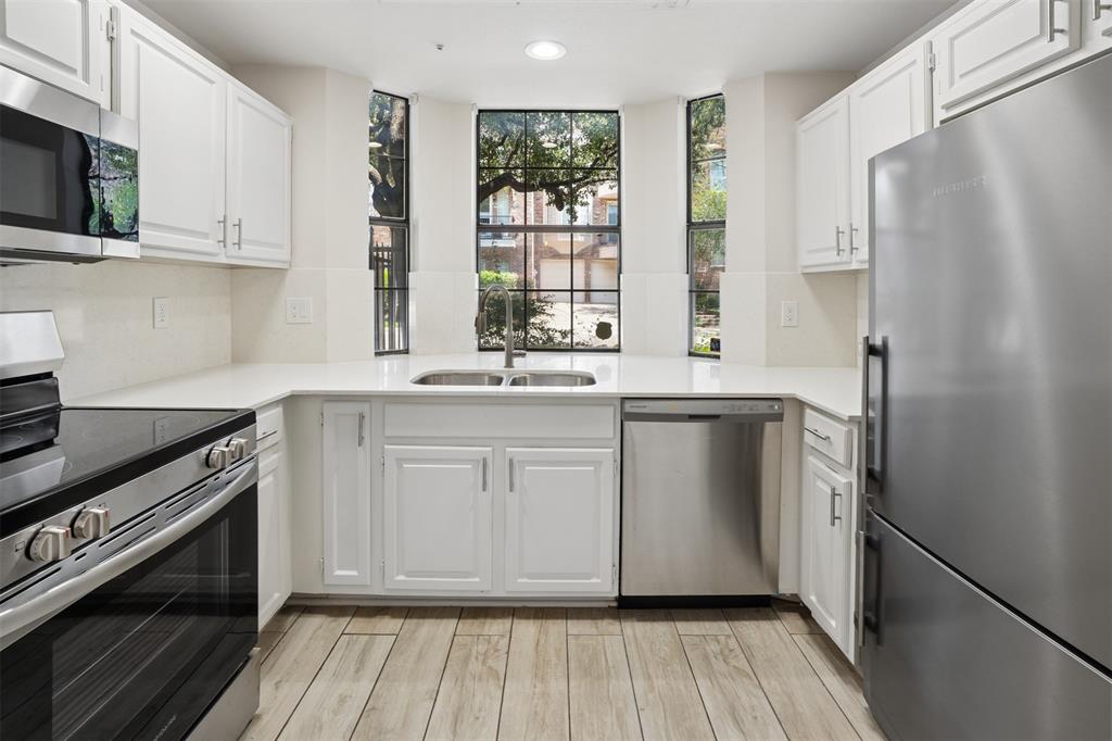 Gilbert Oaks Condo - Residential