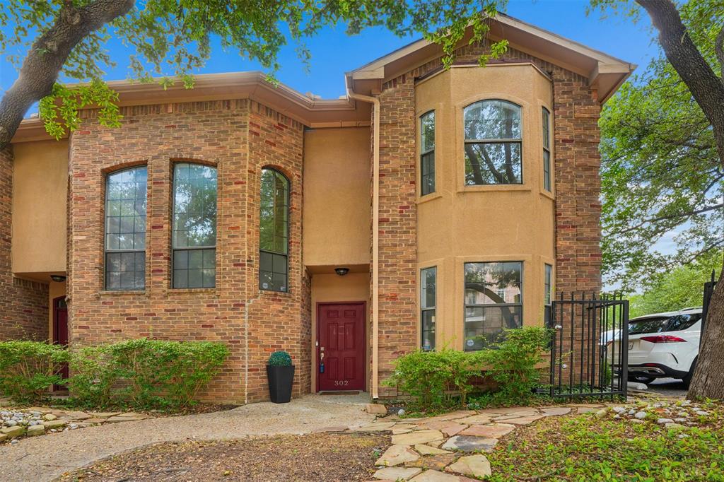 Gilbert Oaks Condo - Residential