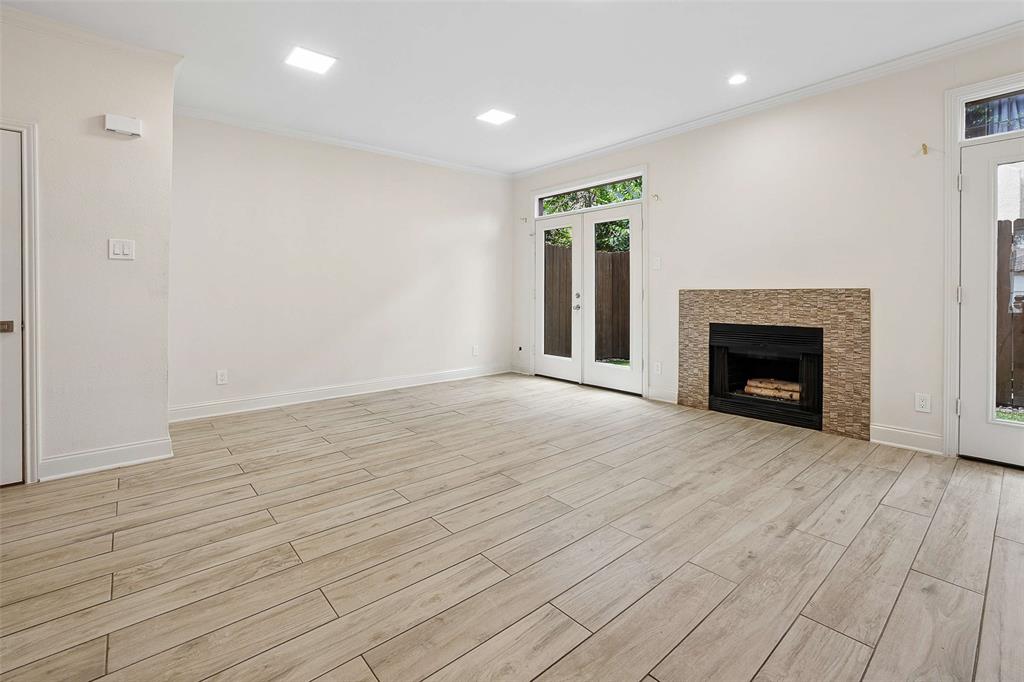 Gilbert Oaks Condo - Residential