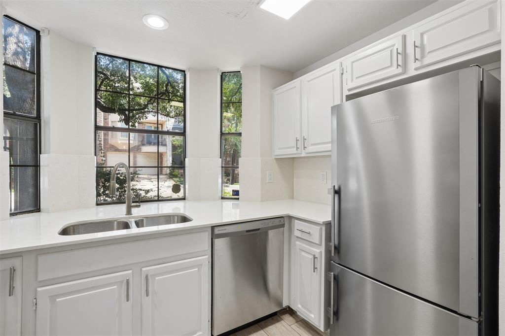 Gilbert Oaks Condo - Residential