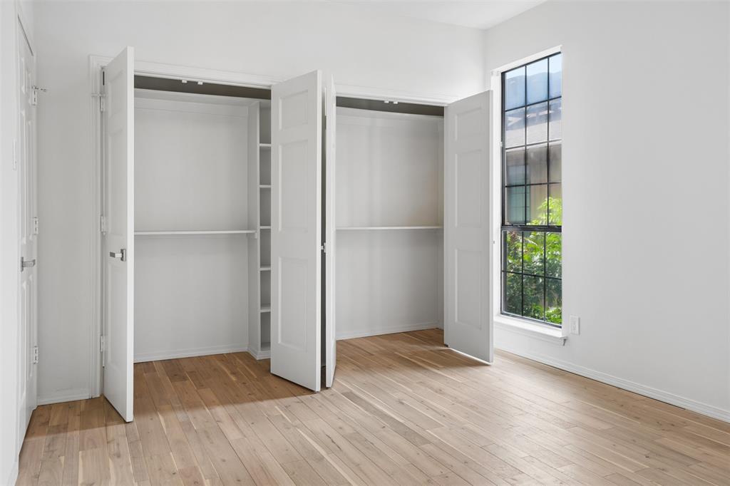 Gilbert Oaks Condo - Residential