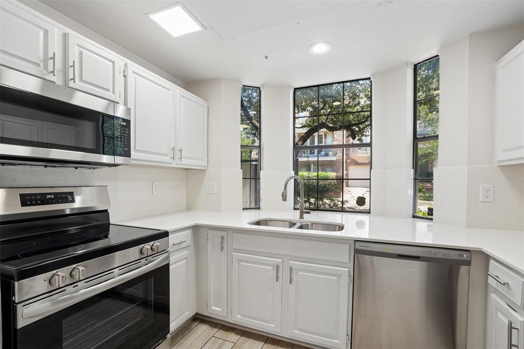 Gilbert Oaks Condo - Residential