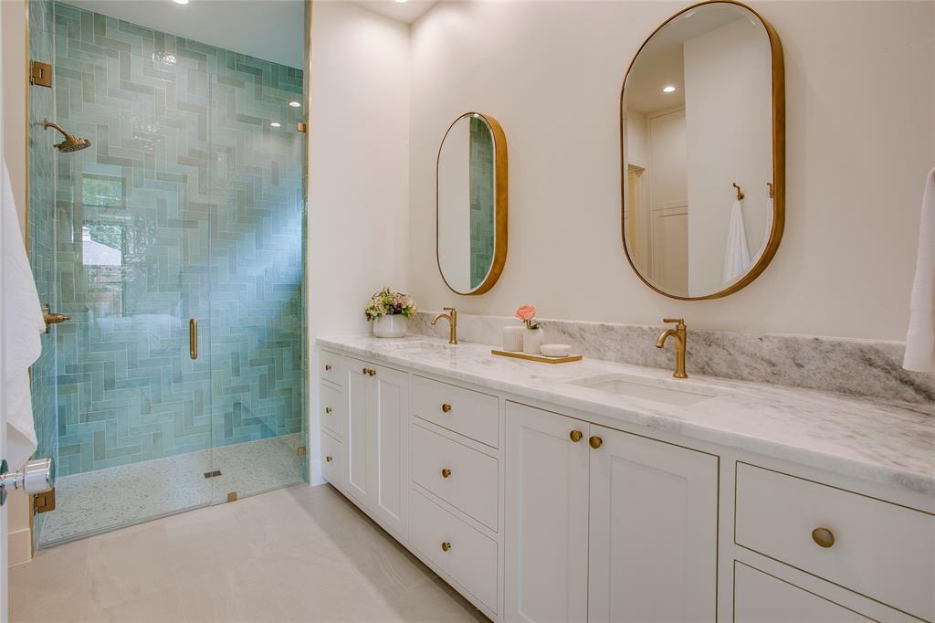 Gastonwood 4 - Residential
