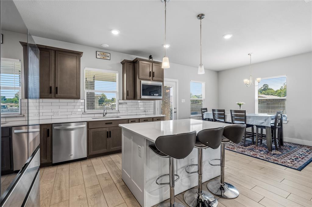 MIDWAY PARK ADDITION-EULESS - Residential