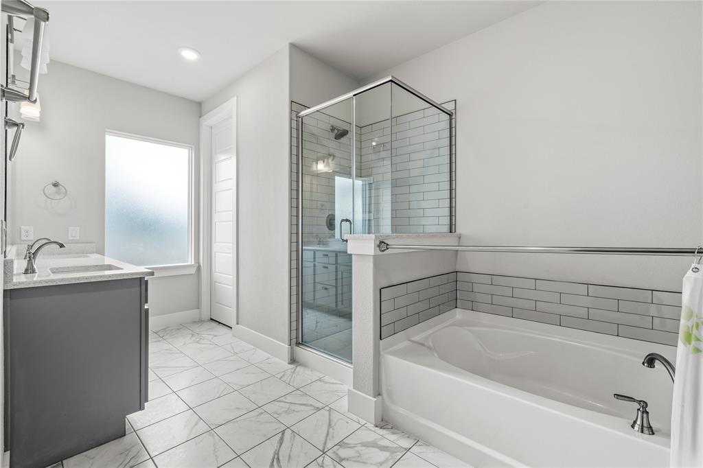 MIDWAY PARK ADDITION-EULESS - Residential