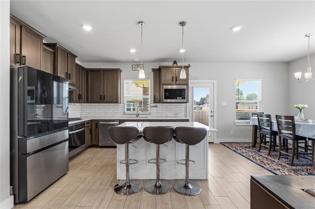 MIDWAY PARK ADDITION-EULESS - Residential