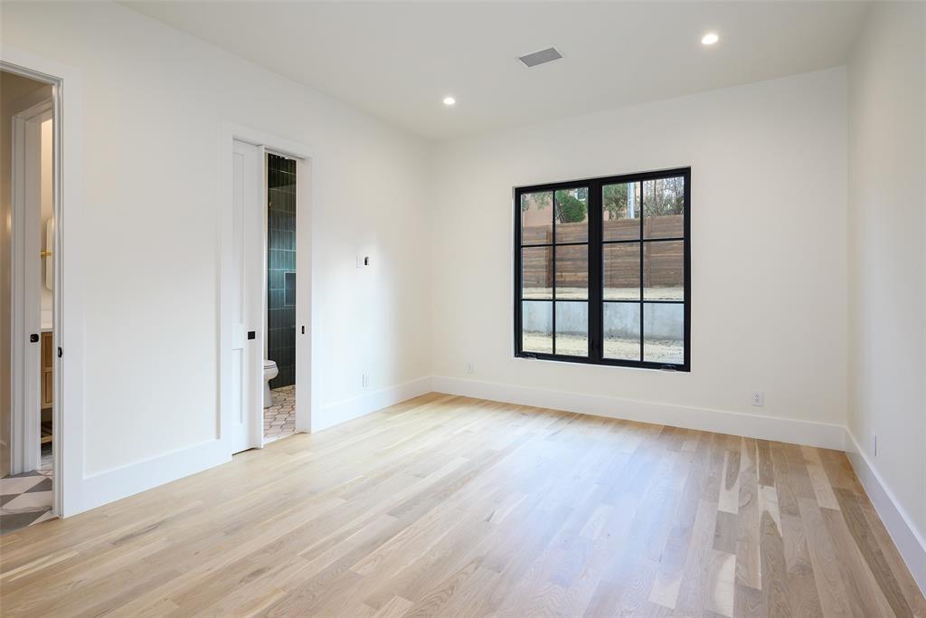 LAKEWOOD ESTATES - Residential