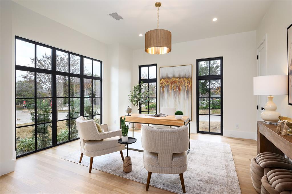 LAKEWOOD ESTATES - Residential