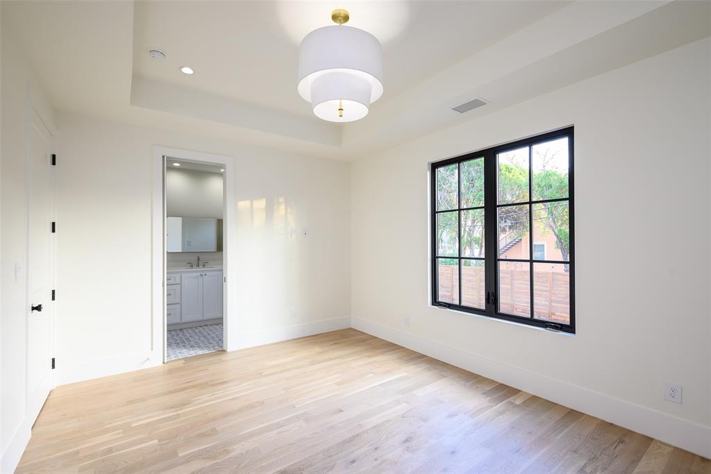 LAKEWOOD ESTATES - Residential