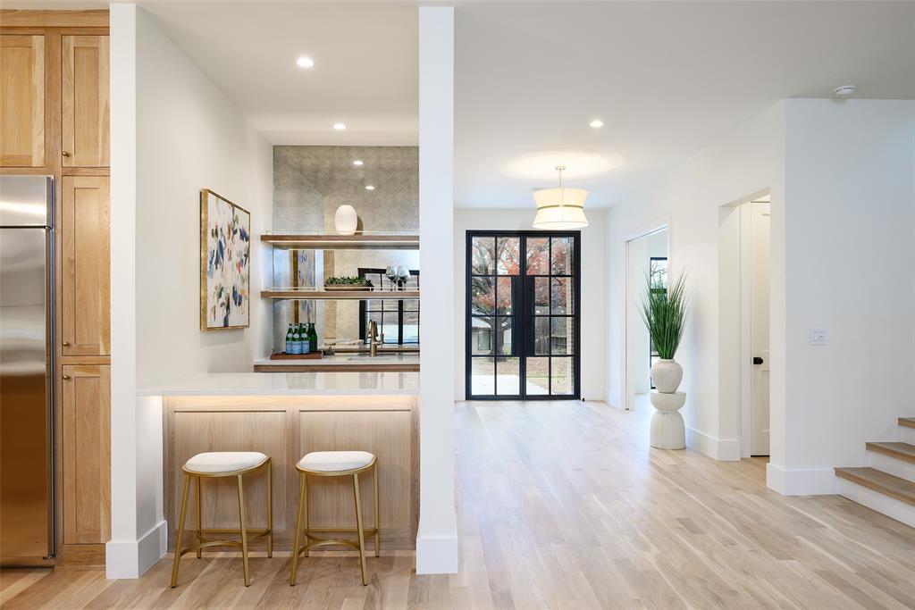LAKEWOOD ESTATES - Residential