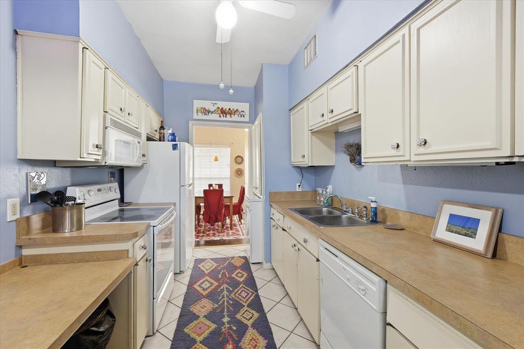 Royale Orleans South Condo - Residential