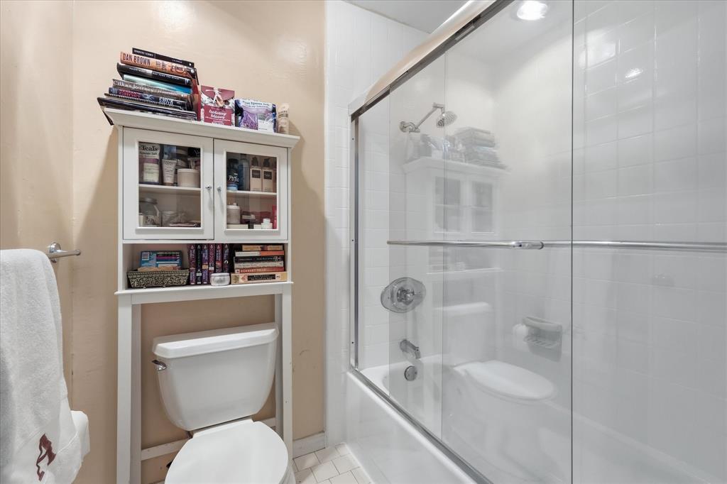 Royale Orleans South Condo - Residential