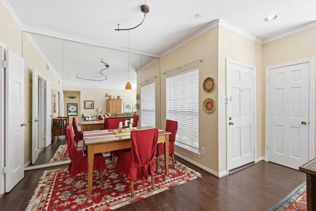 Royale Orleans South Condo - Residential