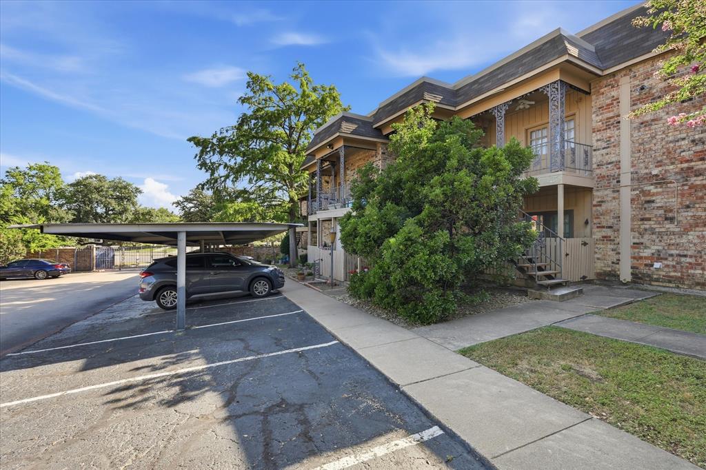 Royale Orleans South Condo - Residential