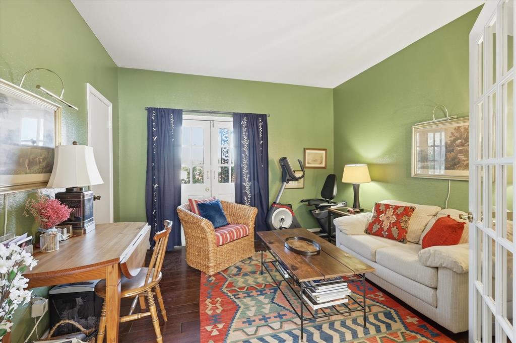Royale Orleans South Condo - Residential