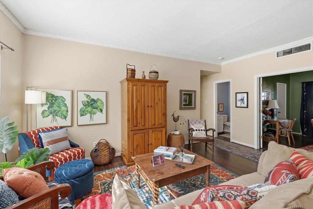 Royale Orleans South Condo - Residential