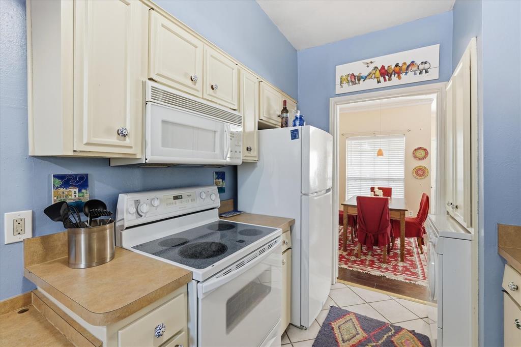 Royale Orleans South Condo - Residential