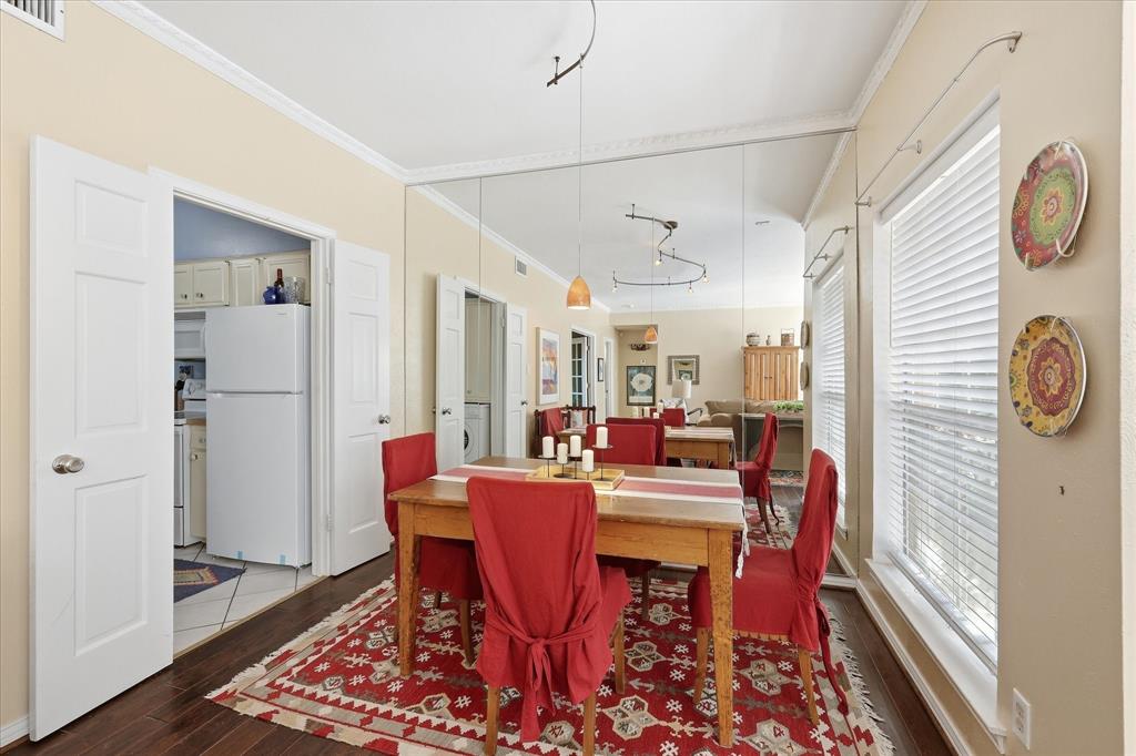 Royale Orleans South Condo - Residential