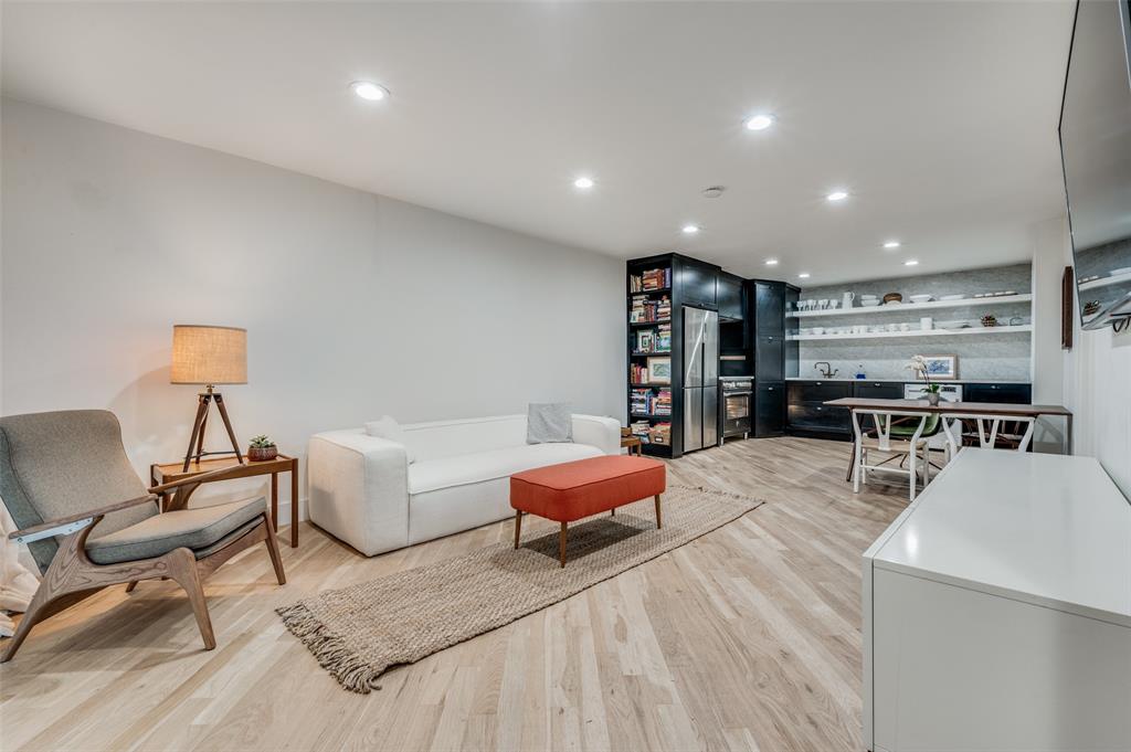 This gorgeous, FURNISHED, 2 bedroom-2 bath condo in the Medical District is an unbelievable value and opportunity that you will not want to miss!! Completely remodeled in 2019 with high-end finishes throughout- solid white oak hardwood floors with a natural finish, marble floors in the bathrooms, built-in bookshelves, a beautiful kitchen with a Bertazzoni induction range, large pantry, custom built-in closets with Elfa closet systems, and more. With this condo being furnished, a HVAC system less than 3 years old, and appliances that convey- this is truly a turn-key home. Located in the Medical District, this condo is less than a mile away from Parkland and a Whole Foods; less than 10 minutes to Love Field airport; and minutes away from top-notch restaurants and nightlife. HOA does not allow short term rentals.