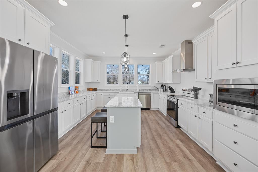 Deep Water Point - Residential