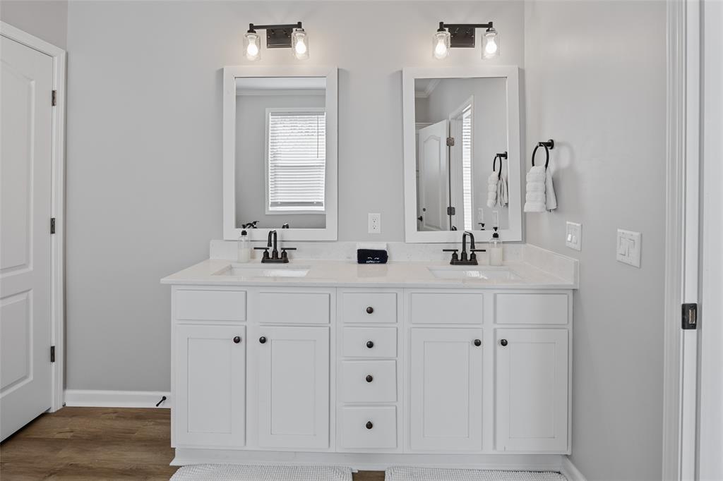 Deep Water Point - Residential