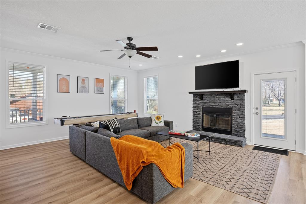 Deep Water Point - Residential