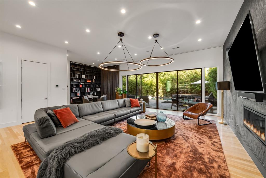 Marsh Lane #2 Add - Residential