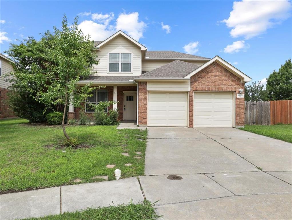 Come check out this beautiful 4-bedroom, 3-bath home featuring a bright, open floor plan filled with natural light. Enjoy a spacious living area, a functional layout, and a welcoming atmosphere perfect for everyday living and entertaining. This property is located in a sought-after neighborhood with convenient access to shopping, dining, schools, and more. It is definitely one you won't want to miss!
