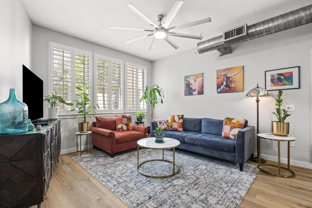 Texas & Pacific Lofts Condo - Residential