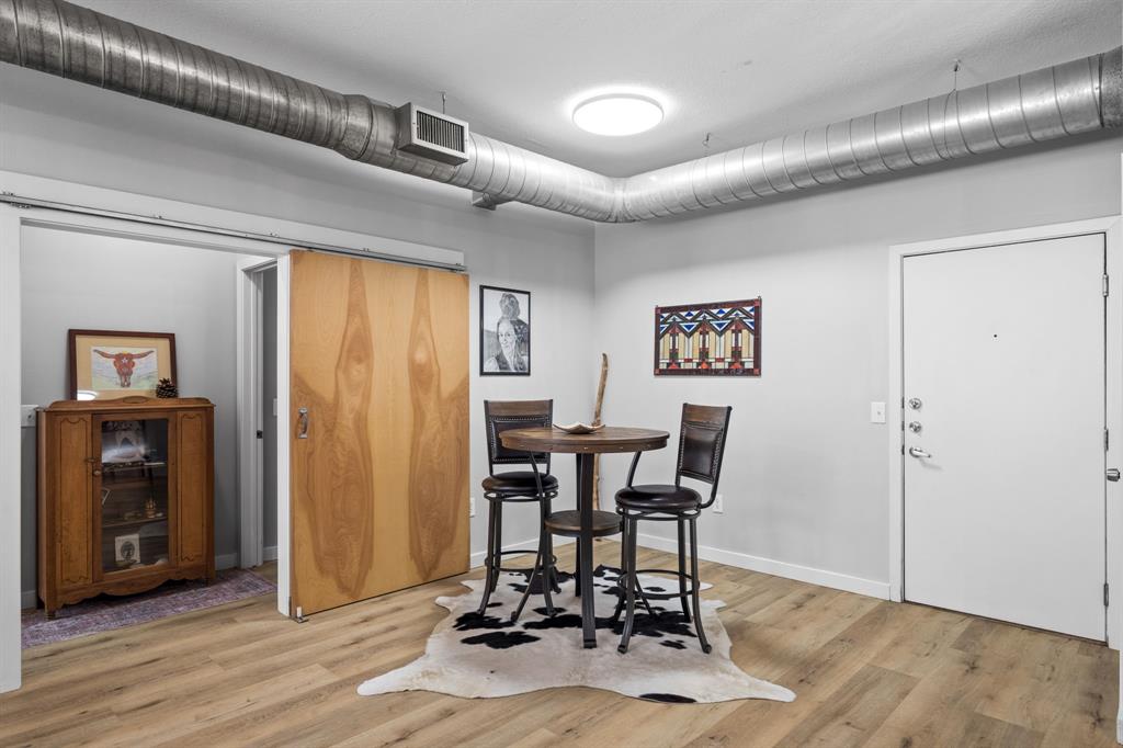Texas & Pacific Lofts Condo - Residential