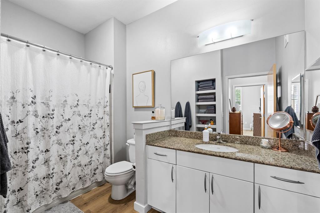Texas & Pacific Lofts Condo - Residential