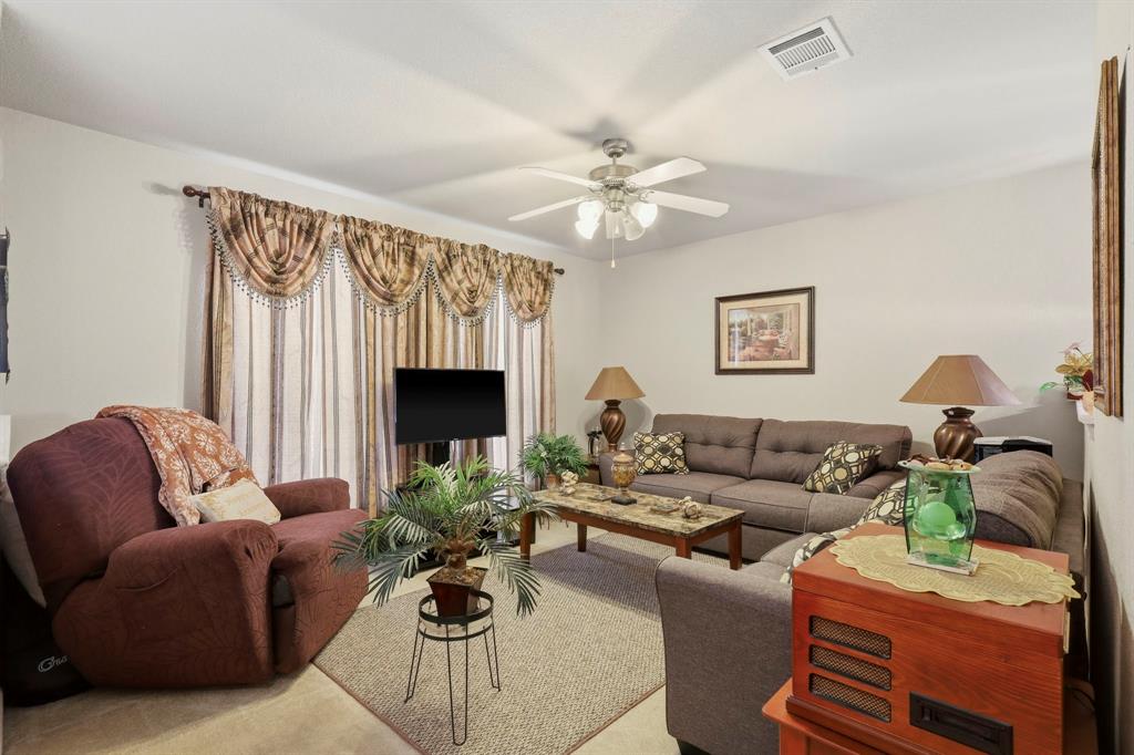 Sendera Ranch - Residential